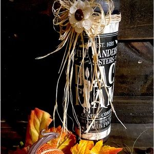 Sanderson Sister’s Black Flame Candle
